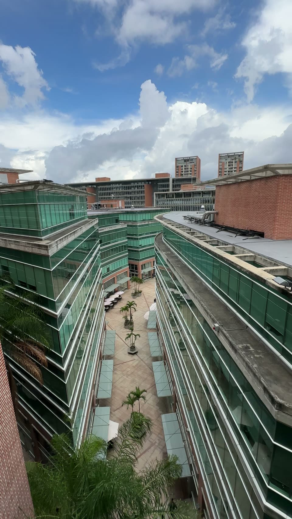 Vista superior desde la azotea del complejo Ciudad Center